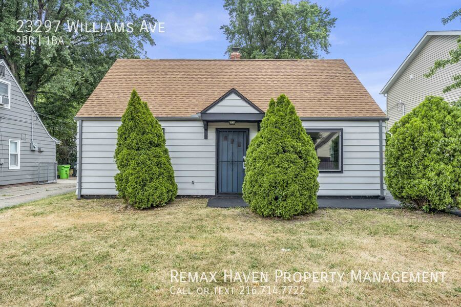 23297 Williams Ave in Euclid, OH - Building Photo