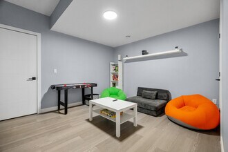 142 Canoe Crescent SW, Unit SI ID1386563P in Airdrie, AB - Building Photo - Building Photo