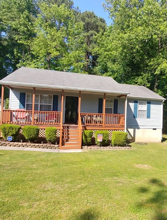 133 Howard Dr in Williamsburg, VA - Building Photo