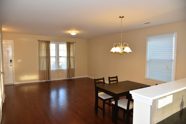 10715 Derryrush Ave in Charlotte, NC - Building Photo - Building Photo
