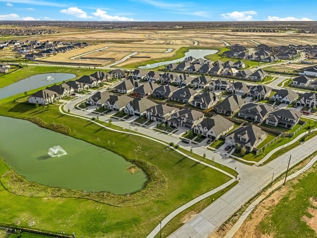 31219 Star Lndg Rd in Fulshear, TX - Building Photo - Building Photo