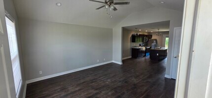 285 Creekwood Ave, Unit D in Bowling Green, KY - Building Photo - Building Photo