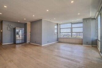 6050 JFK Blvd E in West New York, NJ - Building Photo - Building Photo