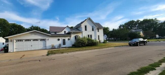 1212 1st Ave in Sterling, IL - Building Photo - Building Photo