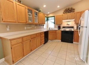 2994 W Fieldstream Dr in Meridian, ID - Building Photo - Building Photo