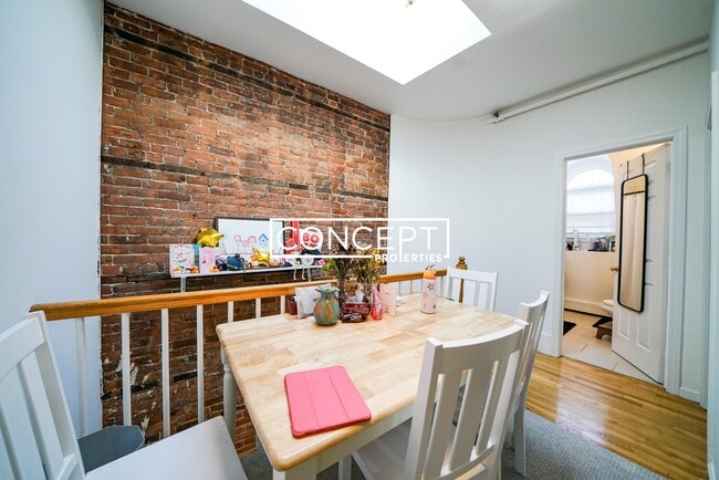 168 Northampton St, Unit 4 in Boston, MA - Building Photo - Building Photo