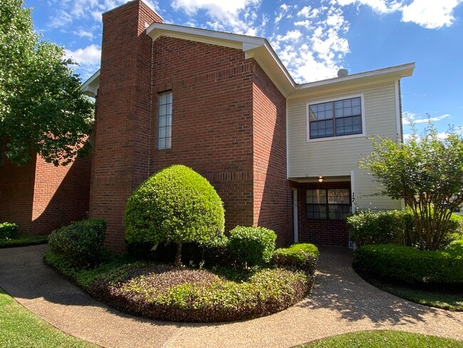 17 Meadow Creek Dr in Bossier City, LA - Building Photo - Building Photo