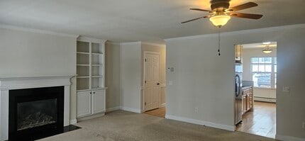 White Rock Senior Living Community in Bow, NH - Foto de edificio - Building Photo