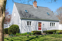 Liberty Street in Plymouth, MA - Foto de edificio - Building Photo