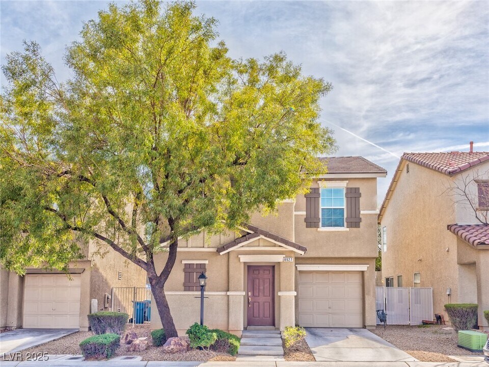 8927 First Lady Ave in Las Vegas, NV - Building Photo