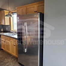 1009 4th Ave SE in Freeport, MN - Building Photo - Building Photo