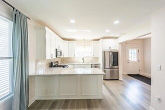 582 Gilbert St in Columbus, OH - Building Photo - Building Photo