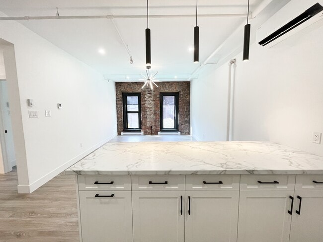 57 Canterbury St in Saint John, NB - Building Photo - Building Photo