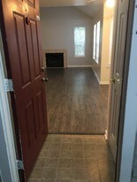 13542 Lord Sterling Pl, Unit 8-7 in Upper Marlboro, MD - Building Photo