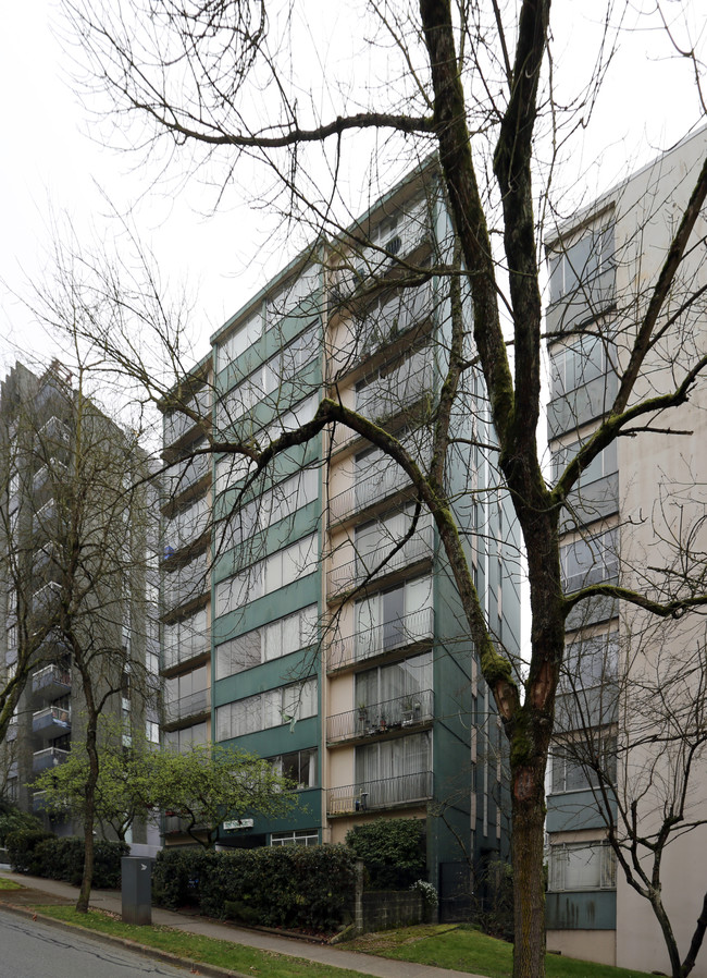 The Starlite in Vancouver, BC - Building Photo - Building Photo