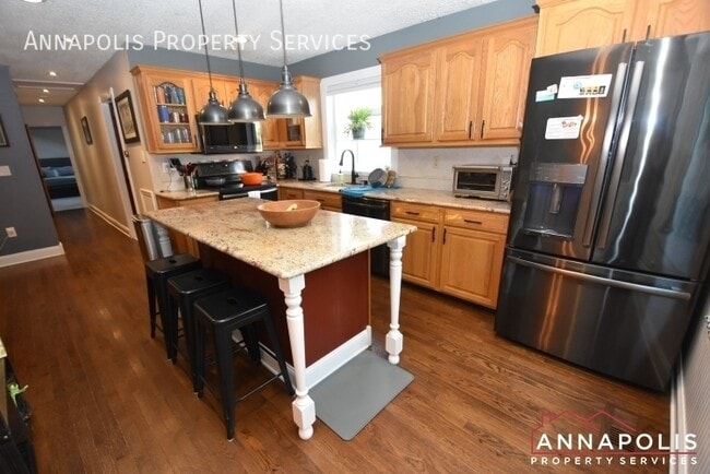 1200 Bay Highlands Dr in Annapolis, MD - Building Photo - Building Photo