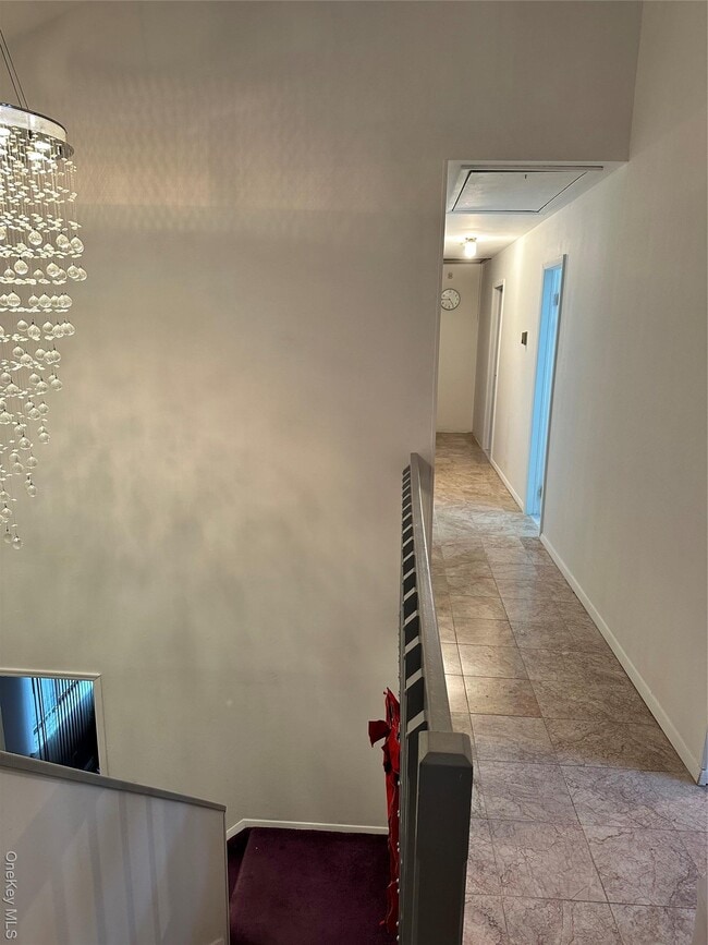 14 Nagle Ln in Central Islip, NY - Building Photo - Building Photo