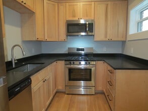 1786 W 44th St in Cleveland, OH - Building Photo - Building Photo