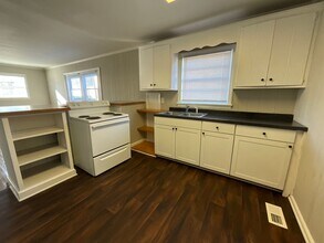 201 Lowdermilk St in Greensboro, NC - Building Photo - Building Photo