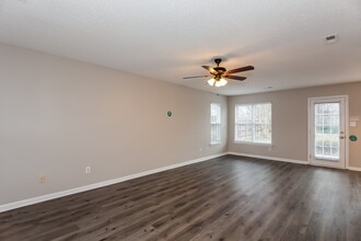5502 Brook Falls Ct in Charlotte, NC - Building Photo - Building Photo