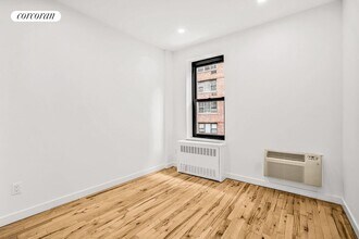 315 E 95th St in New York, NY - Building Photo - Building Photo