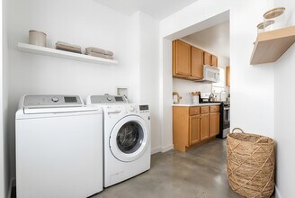 4810 W Strong St in Chicago, IL - Building Photo - Building Photo