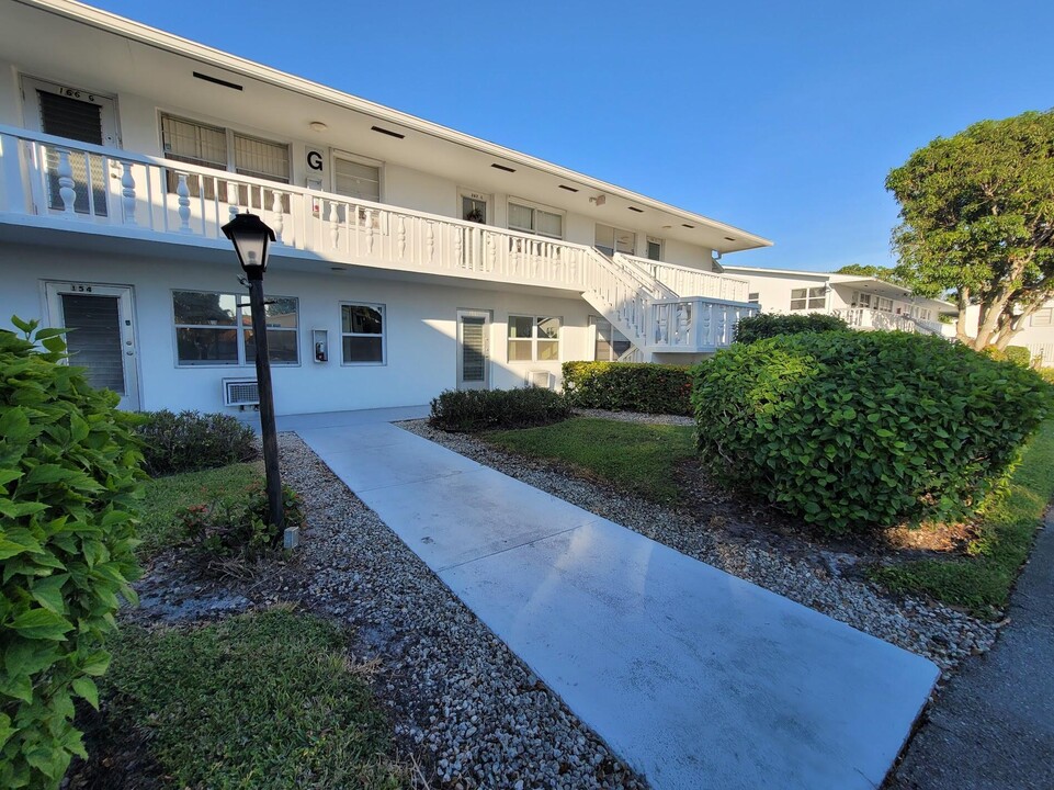 155 Coventry G in West Palm Beach, FL - Building Photo