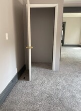 407 E Center St, Unit Lower 1 in Medina, NY - Building Photo - Building Photo