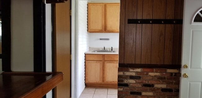 1112 Oak St in Brainerd, MN - Building Photo - Building Photo