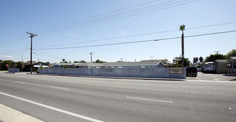13782 Hoover St in Westminster, CA - Building Photo