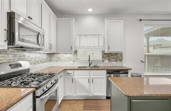 103 Craig Parry Cove in Round Rock, TX - Building Photo - Building Photo