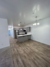 13032 S Keegan Dr in Herriman, UT - Building Photo - Building Photo