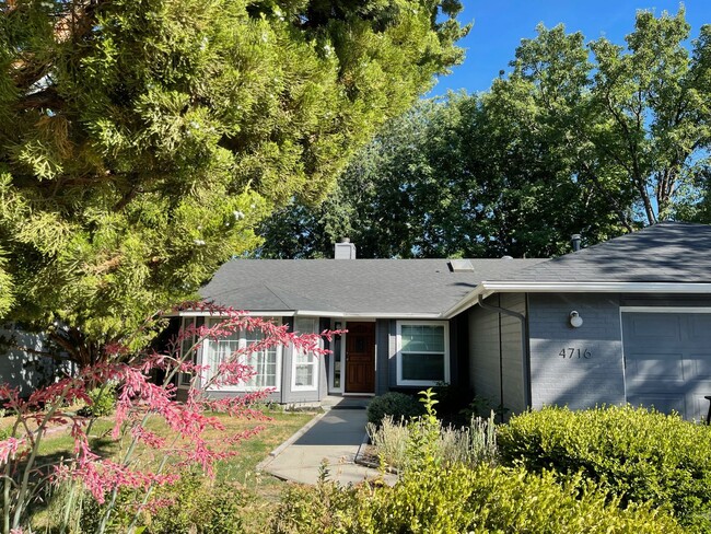 property at 4716 N Anchor Way