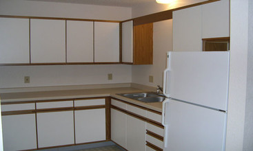 Benton Place Apartments in Rice, MN - Building Photo - Building Photo