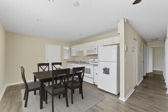 1340 W 35th St in West Palm Beach, FL - Building Photo - Building Photo