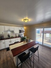 5243 Council Ring Blvd in Kokomo, IN - Foto de edificio - Building Photo