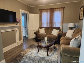 158 N Main St in Ansonia, CT - Building Photo - Building Photo