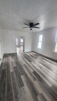 43 Orchard St, Unit Apt 1 in Fredonia, NY - Building Photo