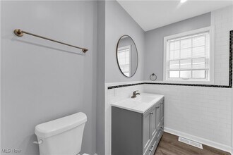 302 Louisiana Ave in Lorain, OH - Building Photo - Building Photo