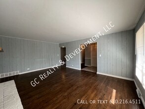 22W220 Burr Oak Dr in Glen Ellyn, IL - Building Photo - Building Photo