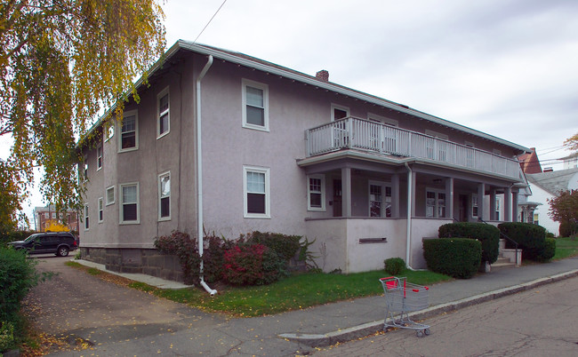 35 Spear St in Quincy, MA - Foto de edificio - Building Photo