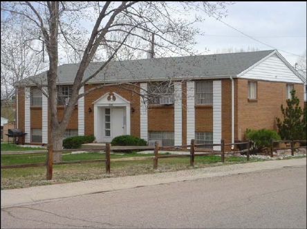 2396 S Linden Ct in Denver, CO - Foto de edificio - Building Photo