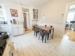 35 Essex St in Cambridge, MA - Foto de edificio - Building Photo