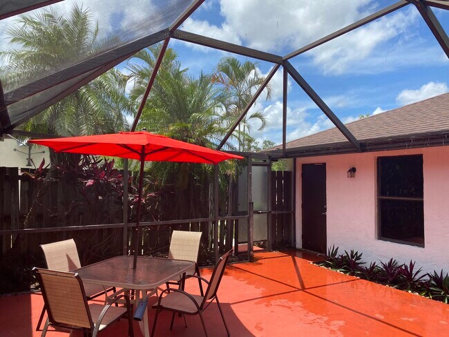 1289 Periwinkle Pl in Wellington, FL - Building Photo - Building Photo