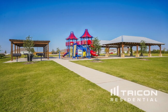 10113 Regal Bnd Ln in Saginaw, TX - Building Photo - Building Photo