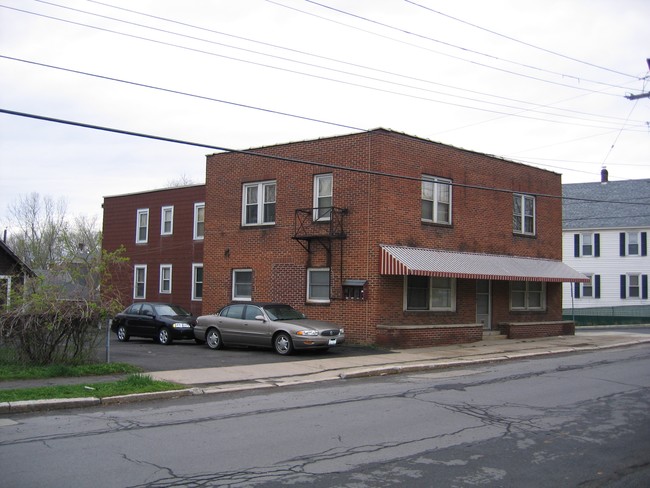 1873 Foster Ave in Schenectady, NY - Building Photo - Building Photo