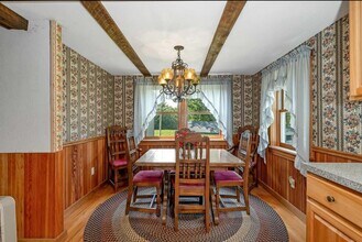 7 Roberts Cove Rd in Alton, NH - Building Photo - Building Photo