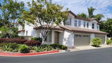 1750 Nolina Ct in Carlsbad, CA - Building Photo - Building Photo