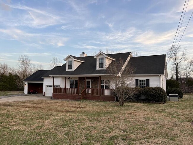 211 Fall Creek Dr in Murfreesboro, TN - Building Photo - Building Photo