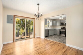 7030 Metropolitan St in Colorado Springs, CO - Building Photo - Building Photo